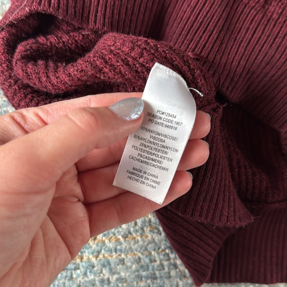 Splendid ruby sweater - Picture 4 of 4